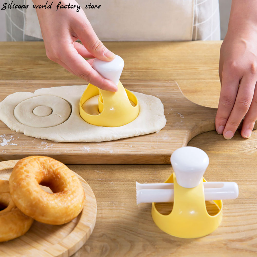 Silicone world Desserts Bread  - Donut Mold Silicone recensione e prezzo